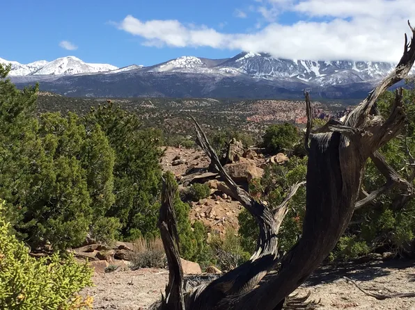 57 W Kane Canyon Dr, Moab, UT 84532