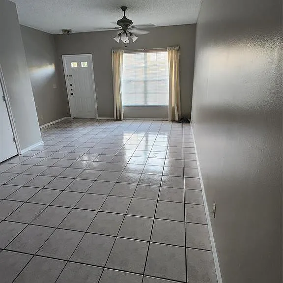 51 Whitehead Cir #51 — Photo 4