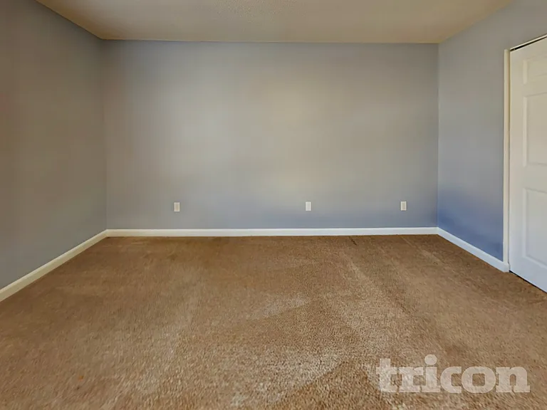 410 Fox Trot Dr — Photo 15