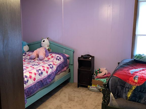 4th image of 266 Lister Ave