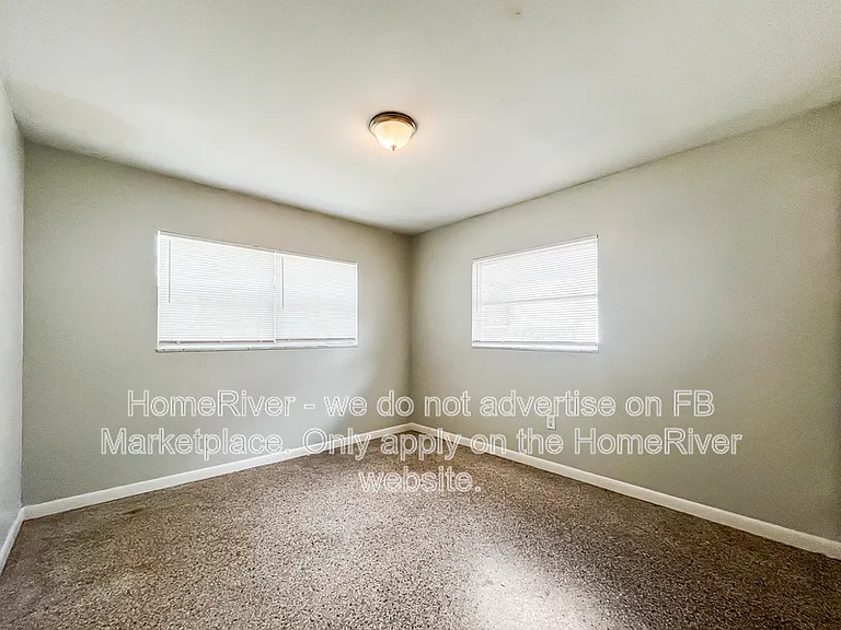 1903 W Spruce St — Photo 14