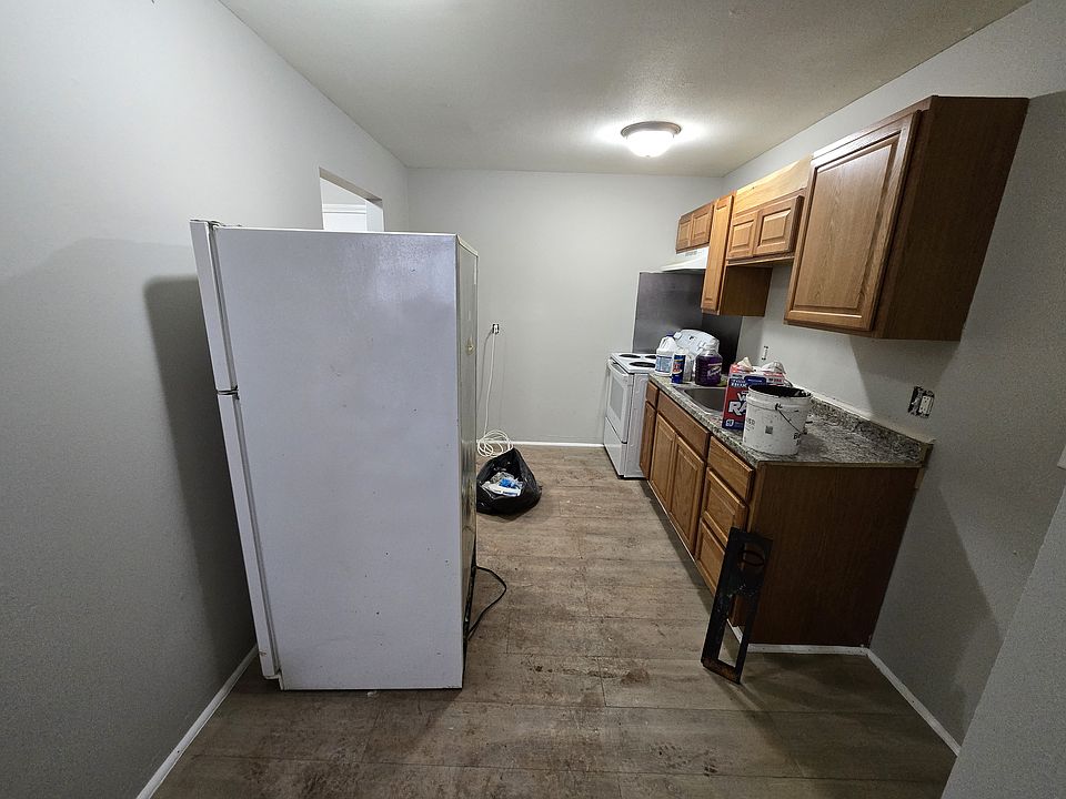 2nd image of 119 Blake St #202