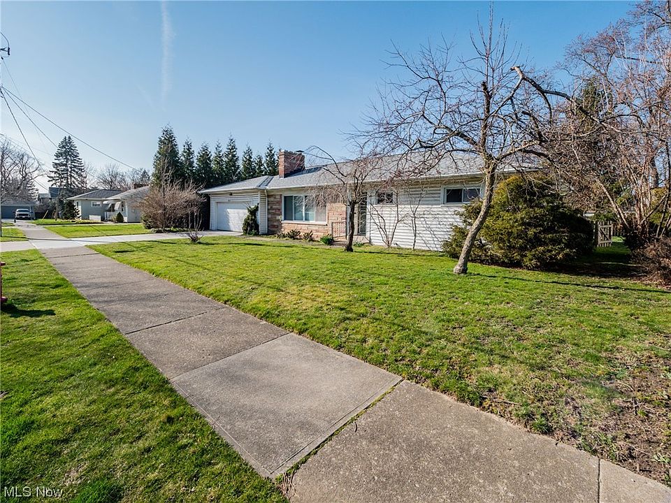 18768 Rocky River Oval, Rocky River, OH 44116 Zillow