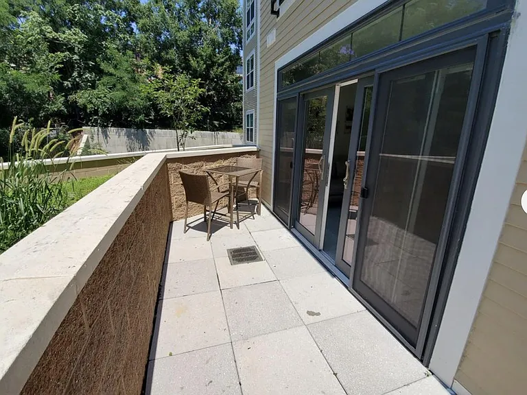 989 S Buchanan St #211 — Photo 10