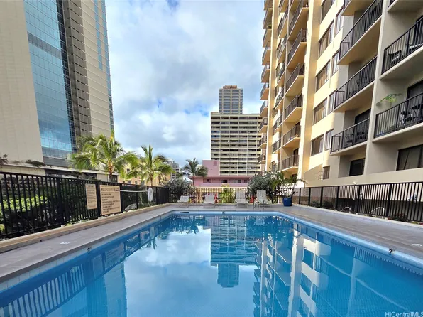 2140 Kuhio Ave APT 2010, Honolulu, HI 96815