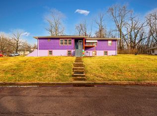 102 Tracy Dr, Columbia, MO 65203