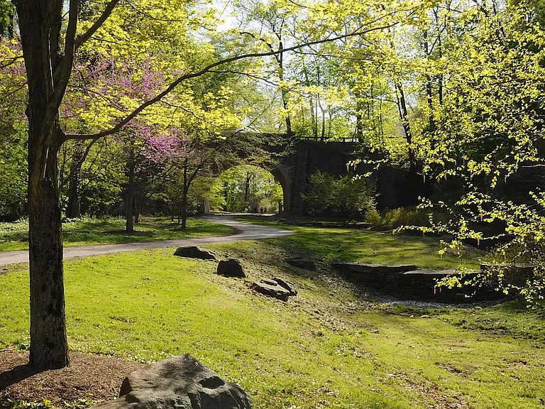 Stunning Brandywine Park and Jasper Crane Rose Garden are a half block walk.