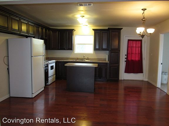 3rd image of 318 E 13th Ave