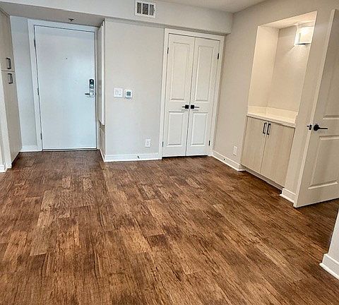 2nd image of 7661 Beverly Blvd #324