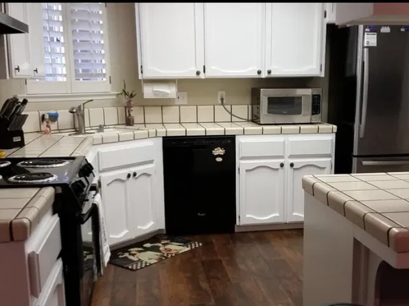 4115 W Regency Ave, Fresno, CA 93722