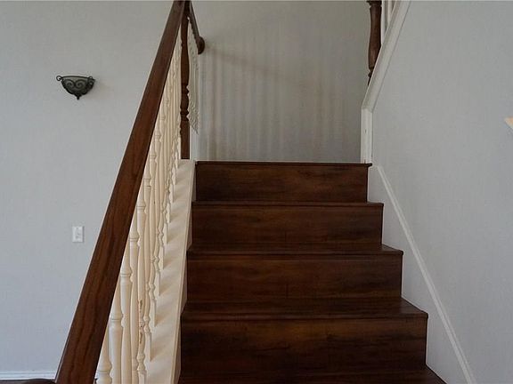3rd image of 4538 Sycamore Dr