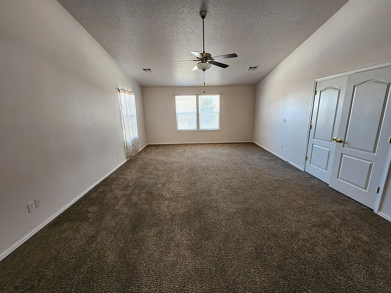 17594 N Parkdale Ave — Photo 10