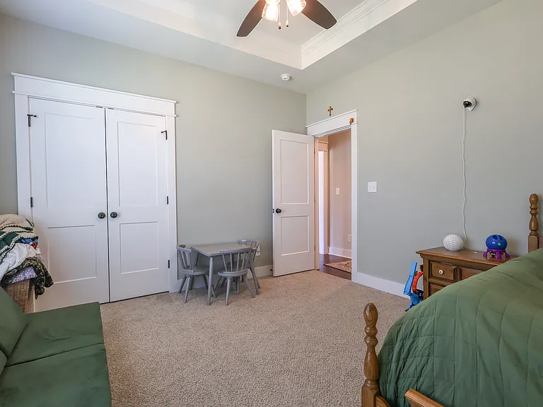 410 Stonegate Trl — Photo 18