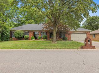 1215 Huntspoint Way, Henderson, KY 42420