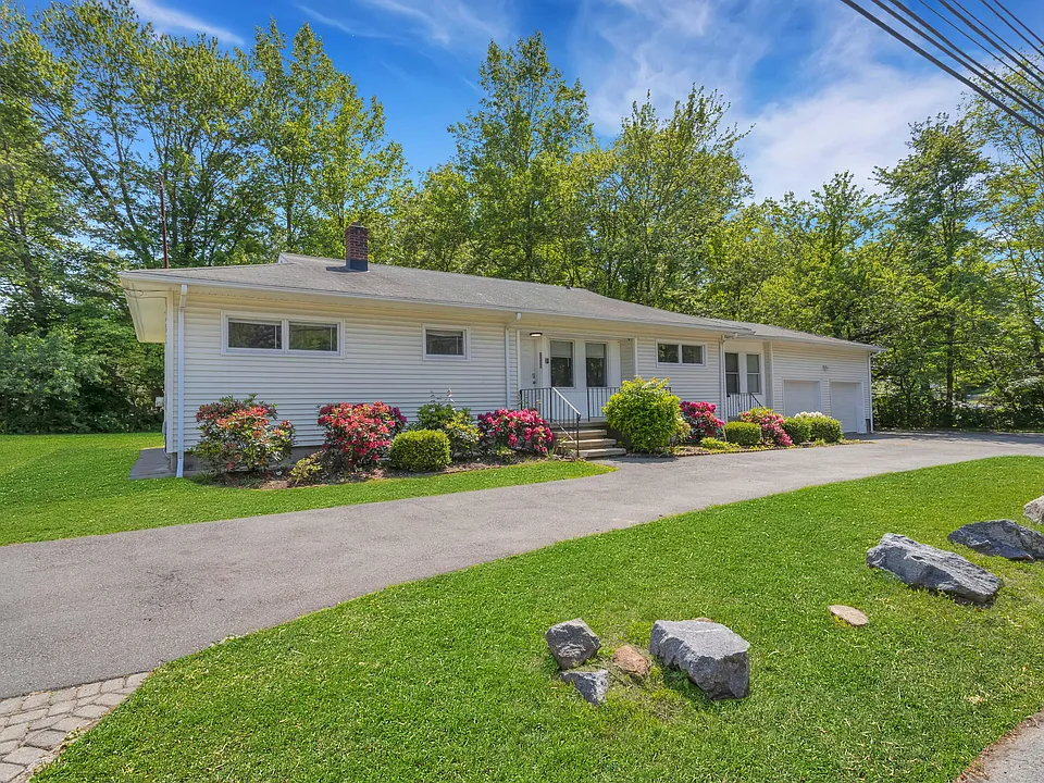 2225 Old Town Rd