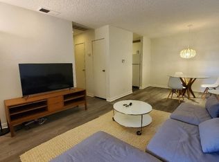 510 N Villa Ct UNIT 212, Palm Springs, CA 92262