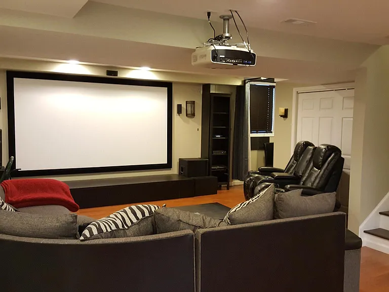 400 Mercury Dr — Photo 11