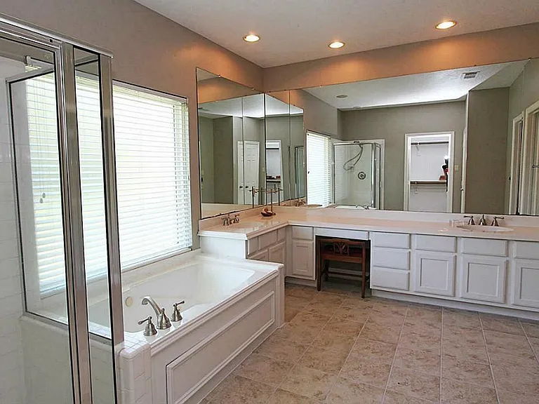 6007 Planters Point Ct — Photo 3