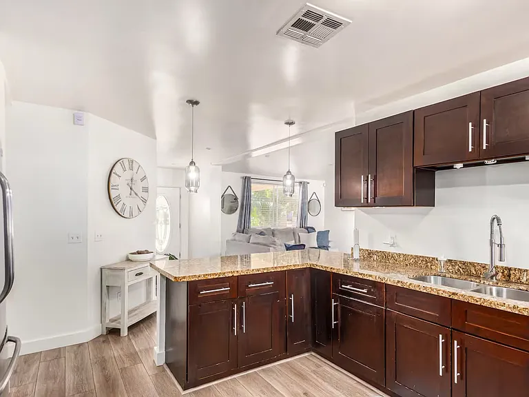 Open Kitchen