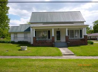 281 Walnut St, Dyer, TN 38330