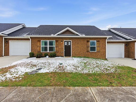 2nd image of 139 Dogwood Ct