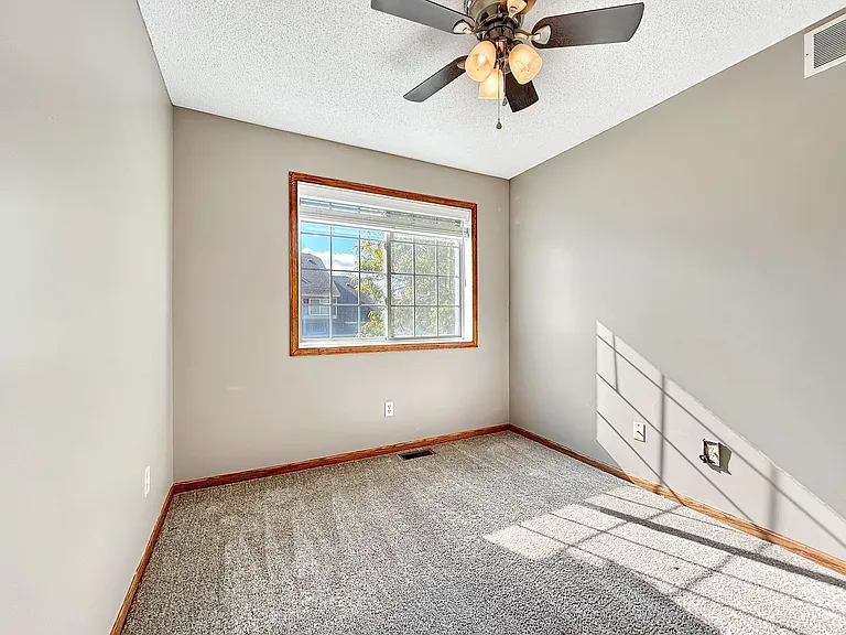 13821 Edgewood Ave — Photo 15
