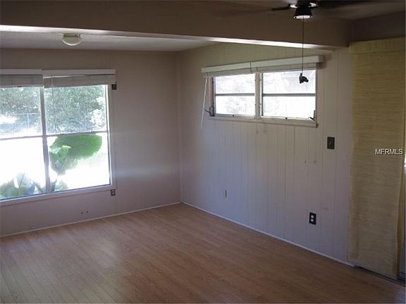 4th image of 417 Tullis Ave
