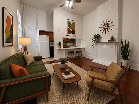 2nd image of 2023 Coliseum St APT B