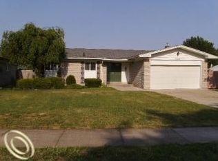 34634 Esper Dr, Sterling Heights, MI