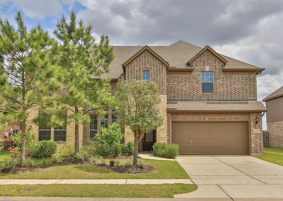 1st image of 8210 Groveland Hills Dr