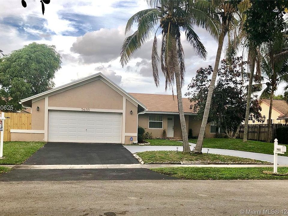 1st image of 7433 NW 48th Pl