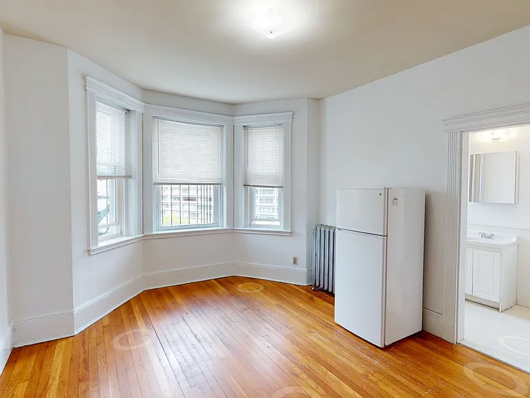 39 Hemenway St #24 — Photo 3