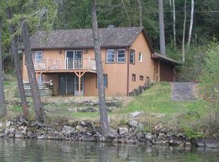 2158 Black Point Rd, Ticonderoga, NY 12883