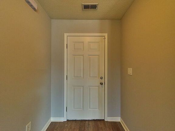 3rd image of 8139 Oriole Point Dr