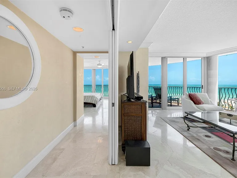 1500 Ocean Dr #702 — Photo 8