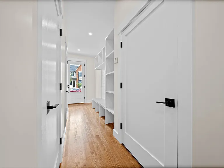 11 Jasset St #11 — Photo 19