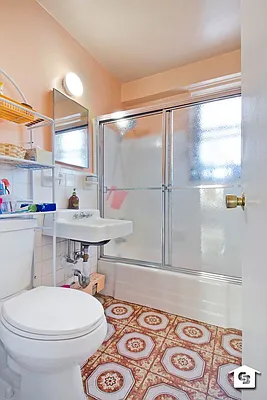 Sold by Coldwell Banker Reliable Real Estate | media 7