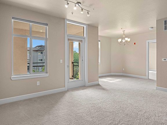 5th image of 412 S 13th St APT 312