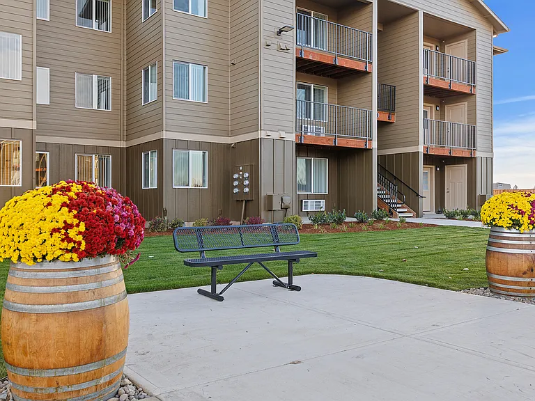 Norton Landing Apartments — Photo 16