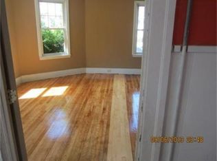 157 1/2 Vernon St #1, Worcester, MA 01610