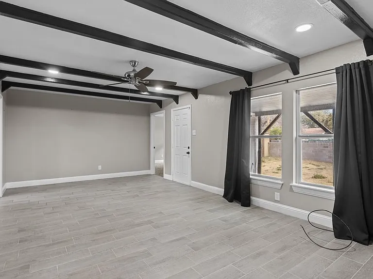 1308 Laurel Ave — Photo 8