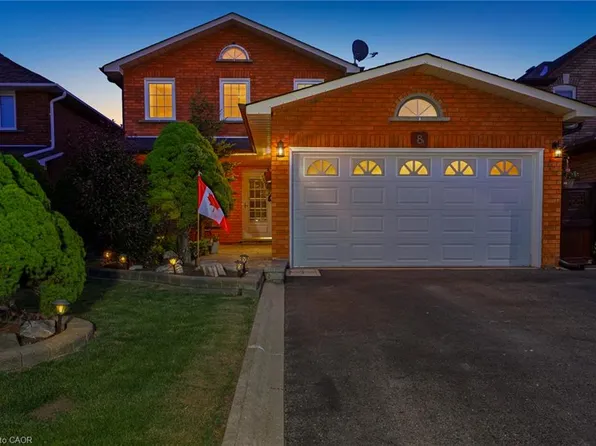 8 Cochrane Ave, Brampton, ON L6Z 4J4
