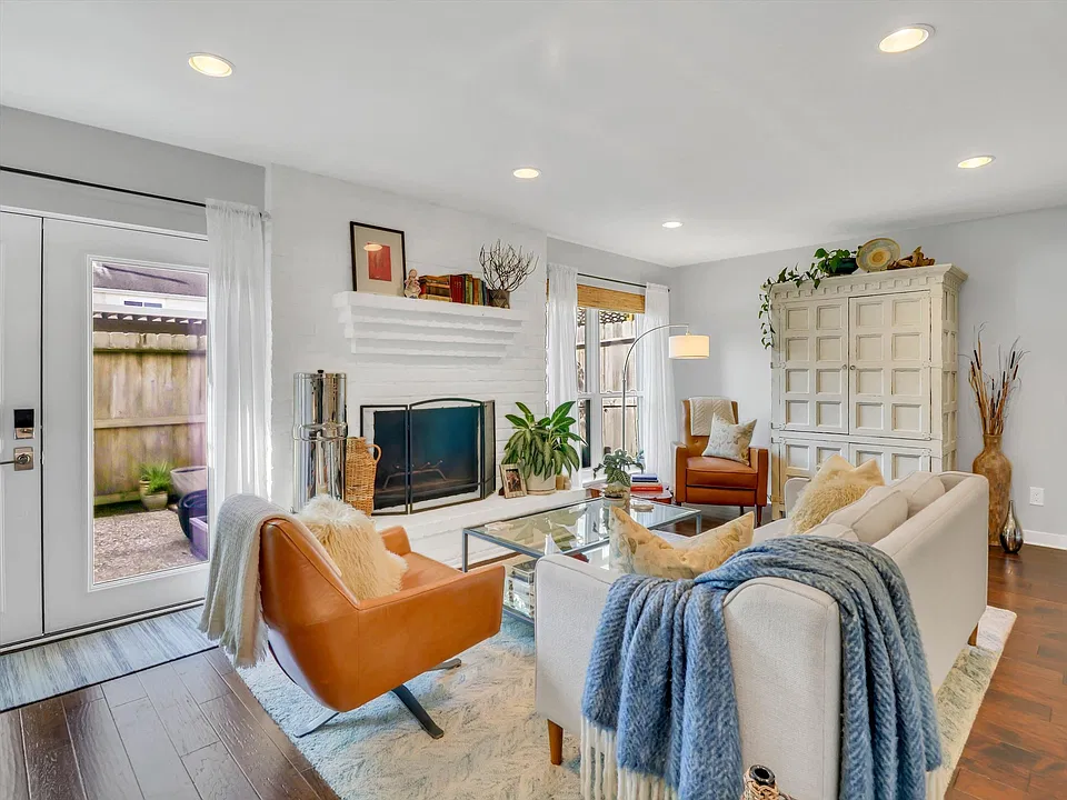 10358 Briar Forest Dr