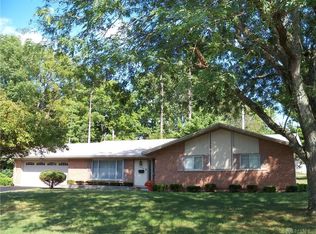 3824 Stormont Rd, Dayton, OH 45426