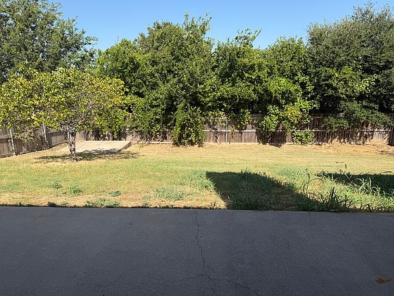 5th image of 1103 Concho St