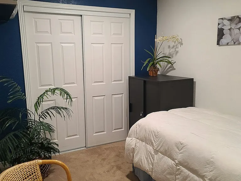 Bedroom 4 (w/twin bed)