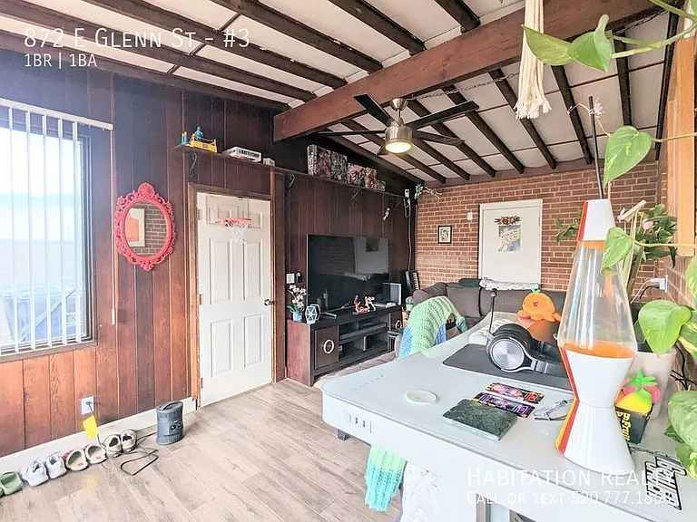 872 E Glenn St #3 — Photo 5