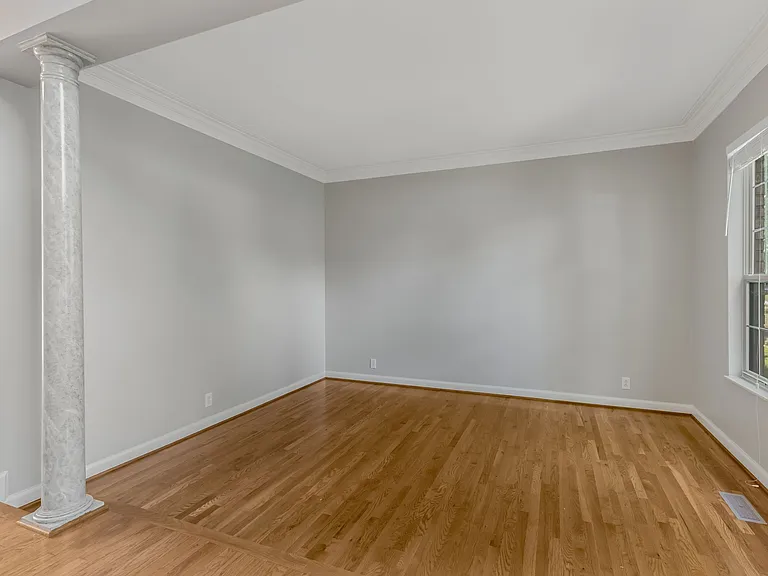 413 Madia Vale Dr — Photo 35