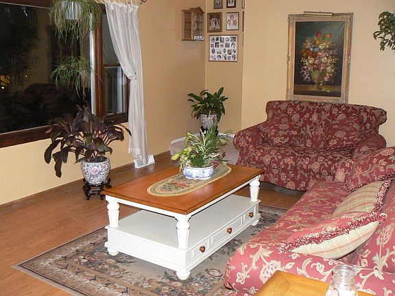 Living Room 20 x 12 1/2