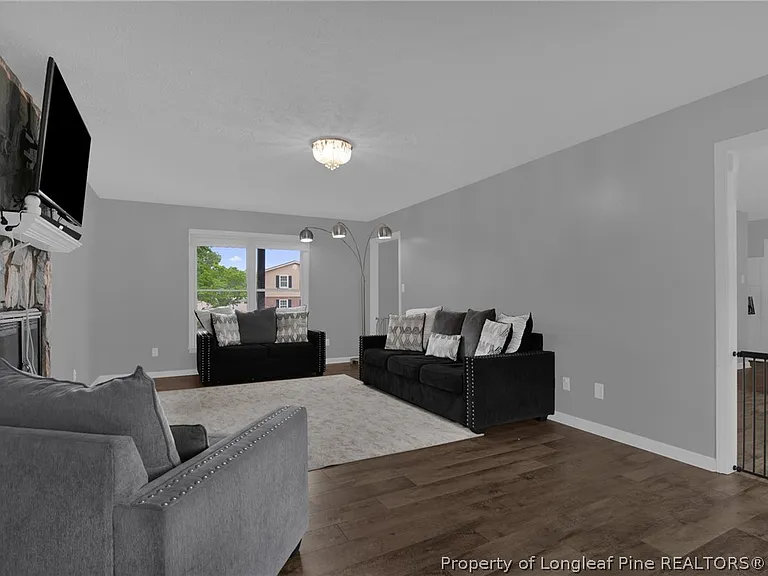 7457 Avila Dr — Photo 12